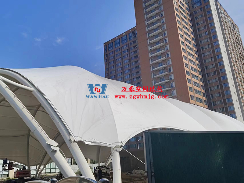 運(yùn)動(dòng)場(chǎng)膜結(jié)構(gòu)