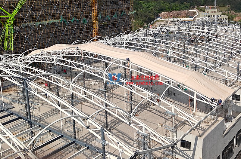 勞動最光榮，致敬一線工作者！