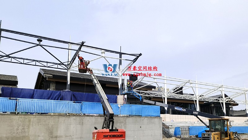 勞動最光榮，致敬一線工作者！