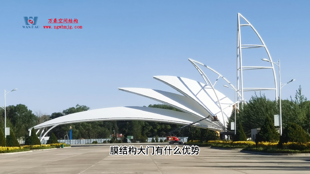 流暢的線條，美觀大方，兼具時尚感和現(xiàn)代感！