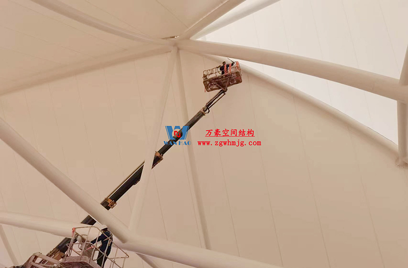 陜西定邊馬蓮灘沙漠公園鋼膜結(jié)構(gòu)工程“奮力快跑”，工程“進(jìn)度條”刷新了!