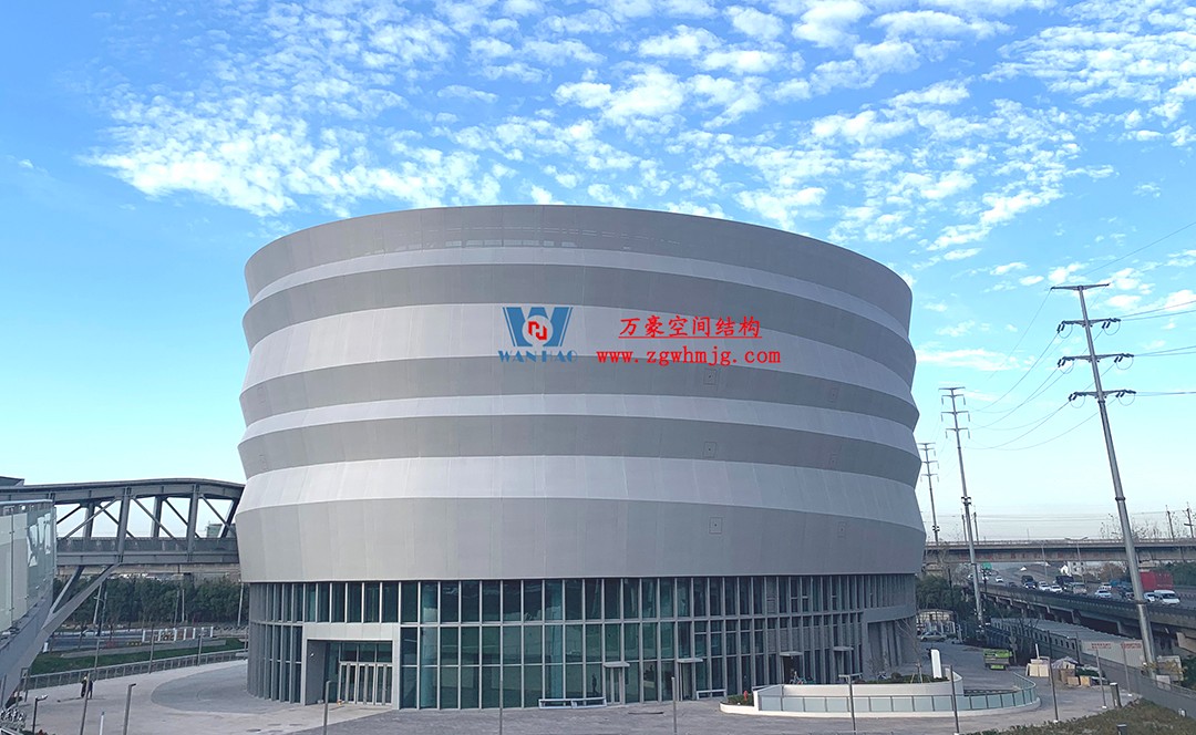 有骨骼、有皮膚的PTFE膜結(jié)構(gòu)建筑