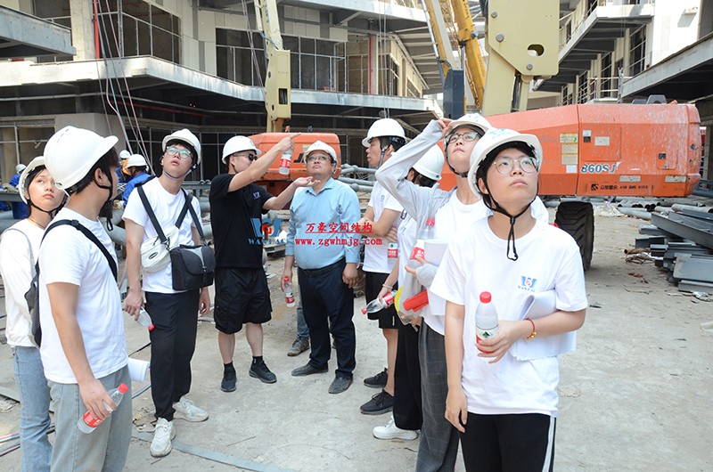 嘉興長(zhǎng)安里ETFE氣枕鋼膜結(jié)構(gòu)頂棚工程現(xiàn)場(chǎng)學(xué)習(xí)觀摩會(huì) 嘉興長(zhǎng)安里ETFE氣枕鋼膜結(jié)構(gòu)頂棚工程現(xiàn)場(chǎng)學(xué)習(xí)觀摩會(huì)