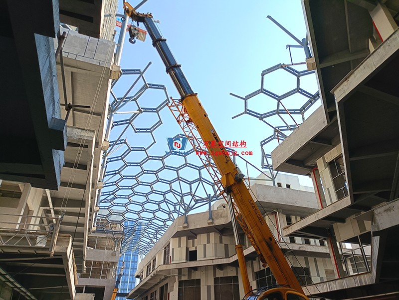 嘉興長(zhǎng)安里ETFE氣枕鋼膜結(jié)構(gòu)頂棚工程現(xiàn)場(chǎng)學(xué)習(xí)觀摩會(huì) 嘉興長(zhǎng)安里ETFE氣枕鋼膜結(jié)構(gòu)頂棚工程現(xiàn)場(chǎng)學(xué)習(xí)觀摩會(huì)