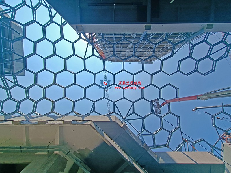 嘉興長(zhǎng)安里ETFE氣枕鋼膜結(jié)構(gòu)頂棚工程現(xiàn)場(chǎng)學(xué)習(xí)觀摩會(huì) 嘉興長(zhǎng)安里ETFE氣枕鋼膜結(jié)構(gòu)頂棚工程現(xiàn)場(chǎng)學(xué)習(xí)觀摩會(huì)