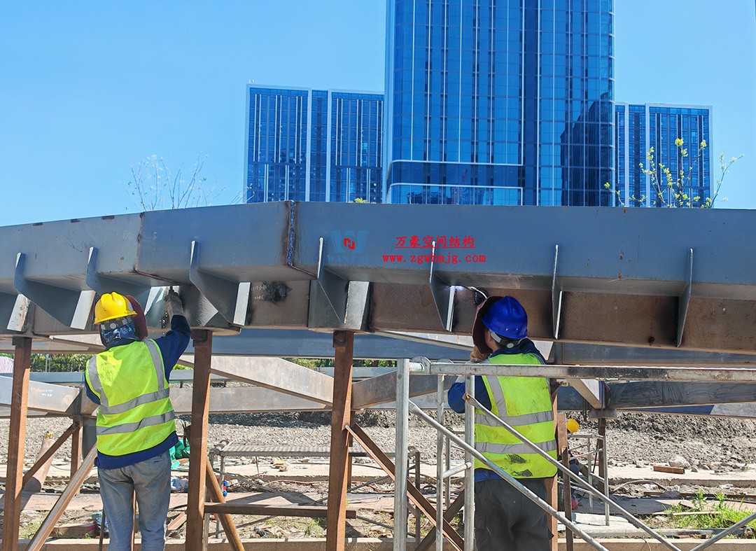 攻堅(jiān)克難，全速推進(jìn)|這個(gè)ETFE商業(yè)天幕迎來(lái)新進(jìn)展