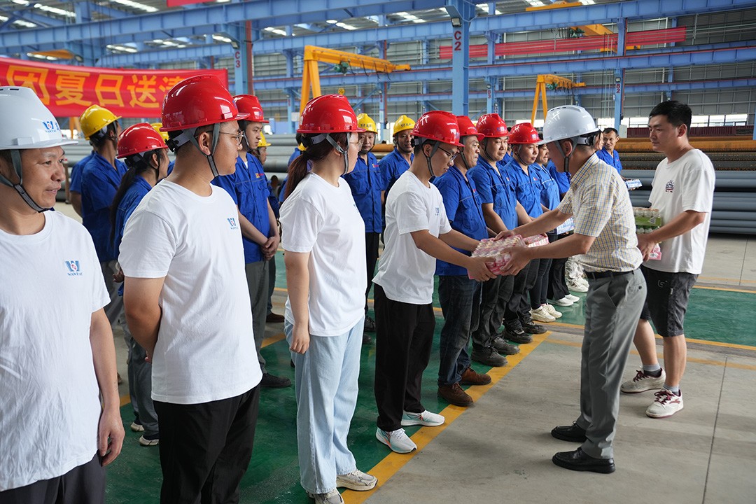 解暑“涼”方|萬(wàn)豪開展“夏日送清涼”慰問活動(dòng)