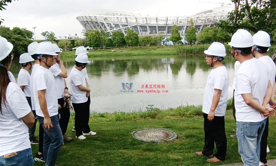 標(biāo)桿引領(lǐng)，智啟未來——萬豪集團(tuán)營銷、設(shè)計(jì)與技術(shù)骨干共赴無錫奧體中心，現(xiàn)場觀摩學(xué)習(xí)解鎖“創(chuàng)新密碼”