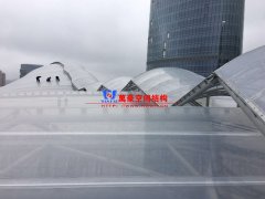 膜結(jié)構(gòu)膜材中ETFE膜與PTFE膜哪個好？分別有什么特點(diǎn)？