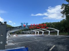 寧波大學北大門停車場遮陽棚改造提升工程進入膜結(jié)構(gòu)安裝階段